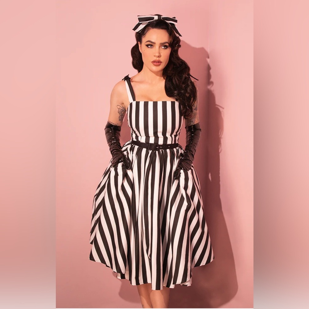 DREAM HOUSE SWING DRESS AND MATCHING HAIR BOW IN THICK BLACK AND WHITE STRIPES